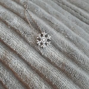 Silver Snowflake Necklace
